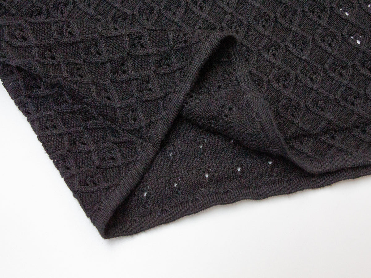 Ruffle Knit Blouse- Black