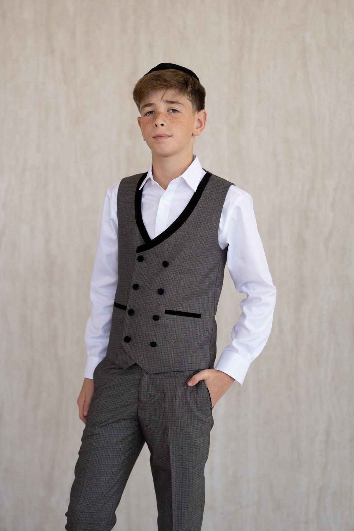 Velvet Lapel Vest - Grey
