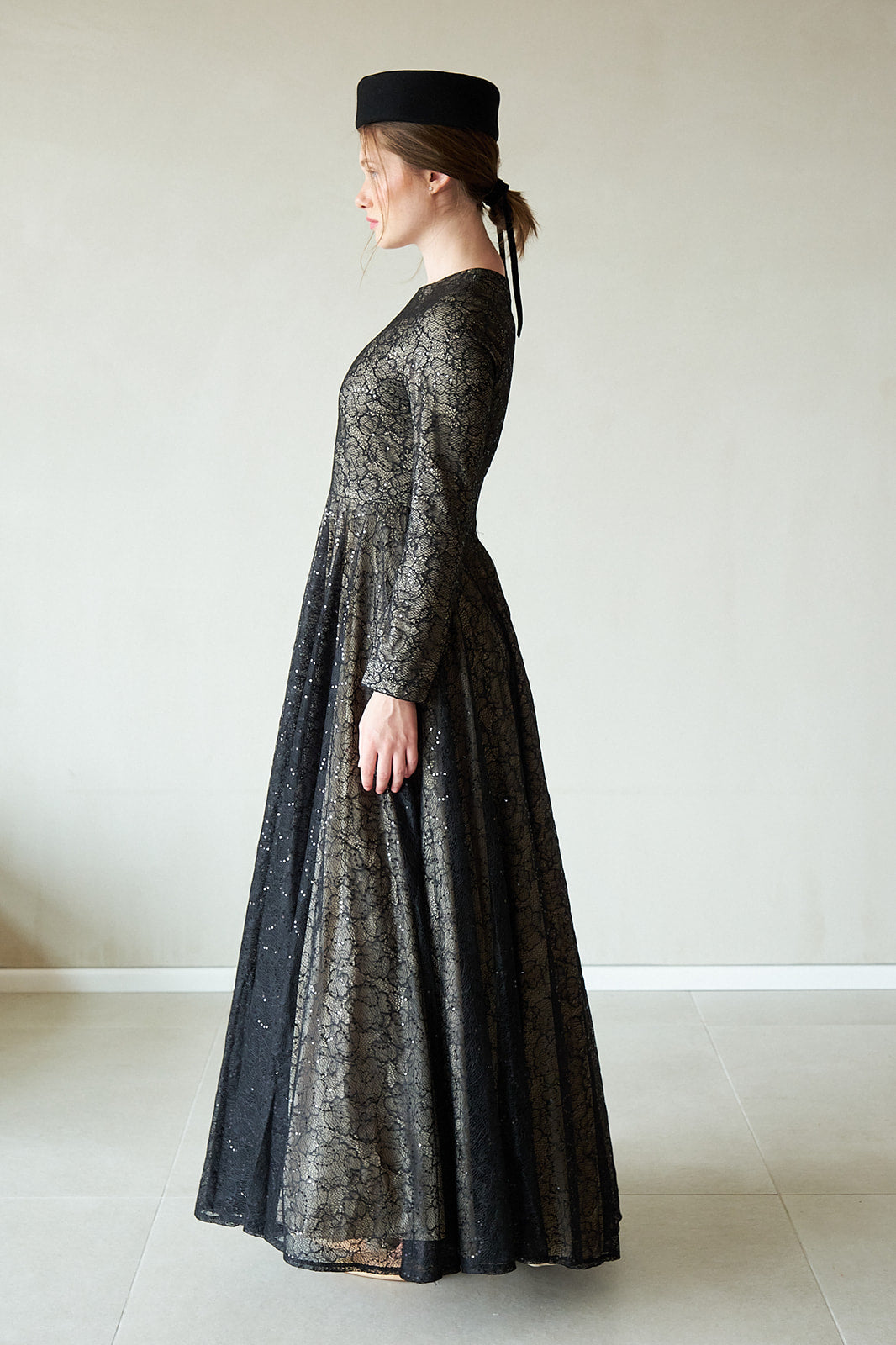 Lace Gown Black