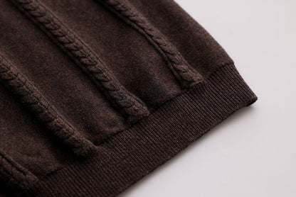 Small-Cable Knit - Brown