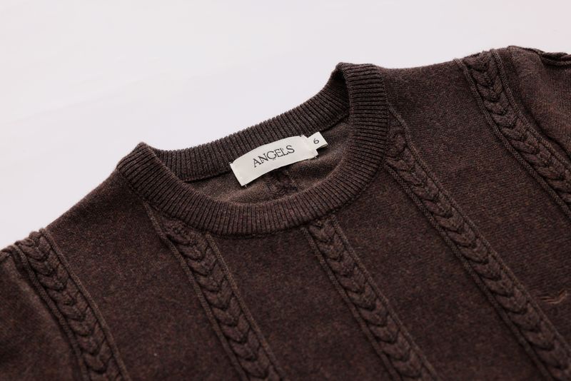 Small-Cable Knit - Brown