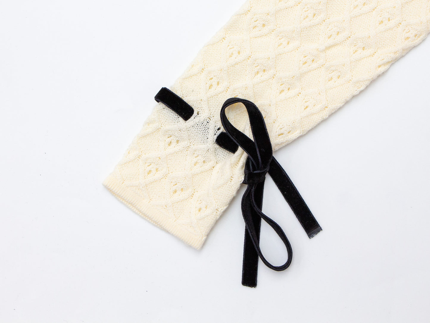 Ruffle Knit Blouse- Cream