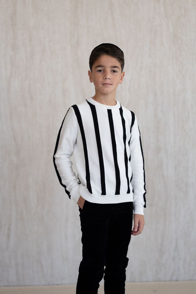 Small-Cable Knit - Black & White